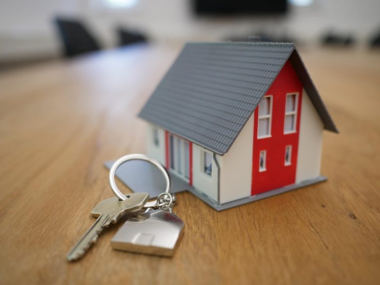 How to Attract Amazing Tenants to Your Investment Property